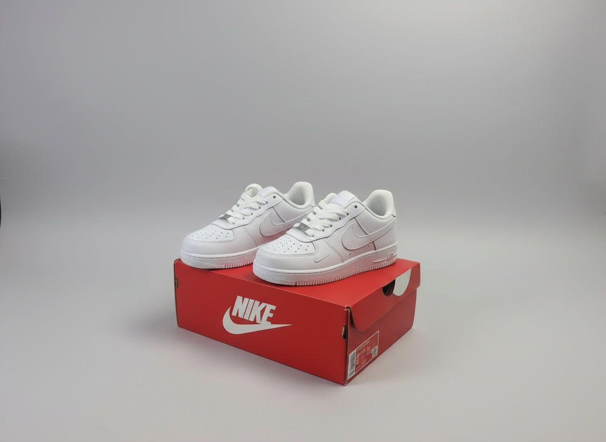 נעל נייק אורות