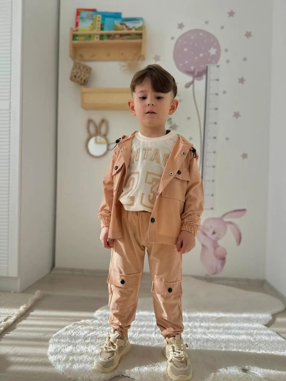 חליפת ניילון Unknown Vendor