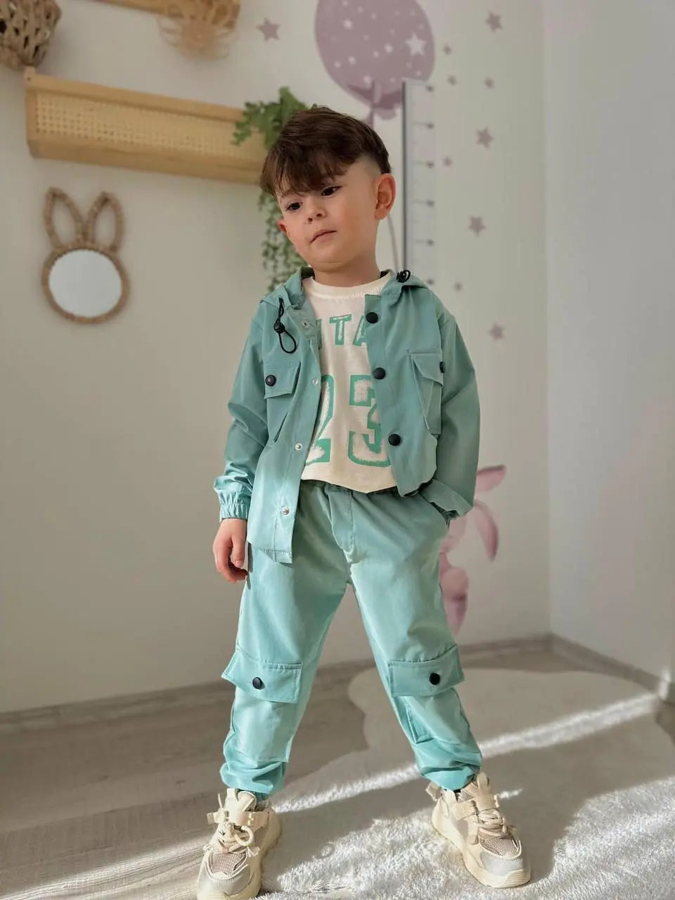 חליפת ניילון Unknown Vendor